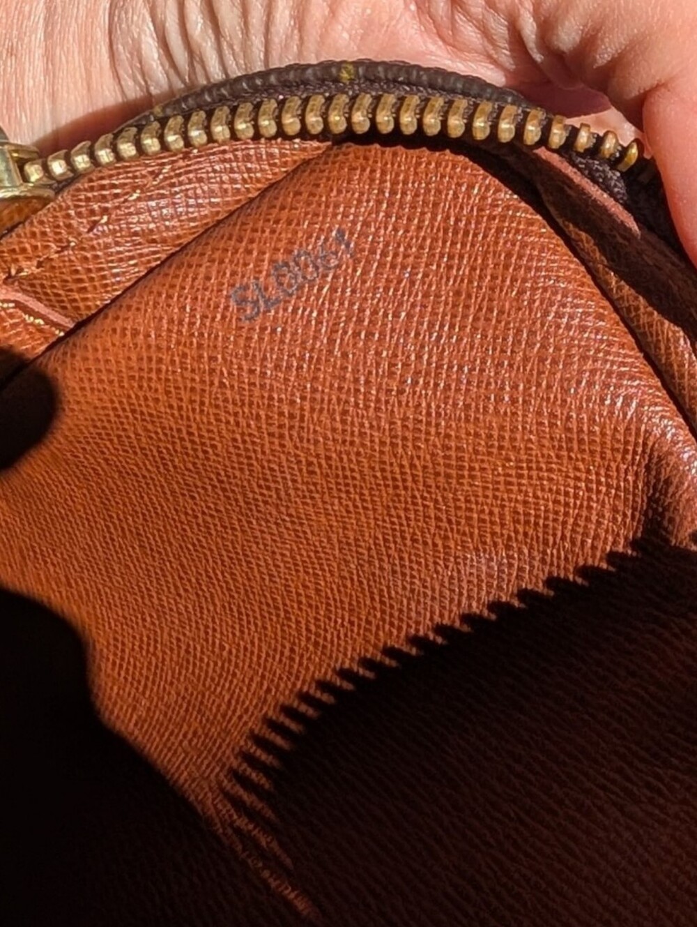 Louis Vuitton Danube Crossbody (SL0061) - Picture 13 of 16